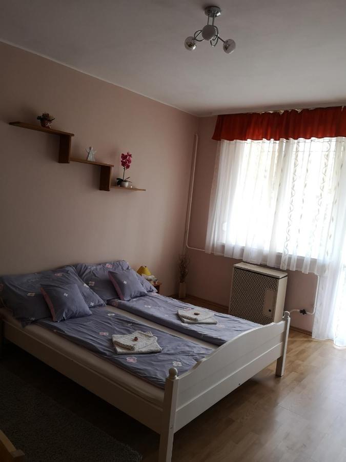 Natasa Apartman Orosháza Exterior foto